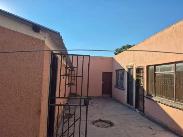 3 Bedroom House Seshego A Seshego A 103342734