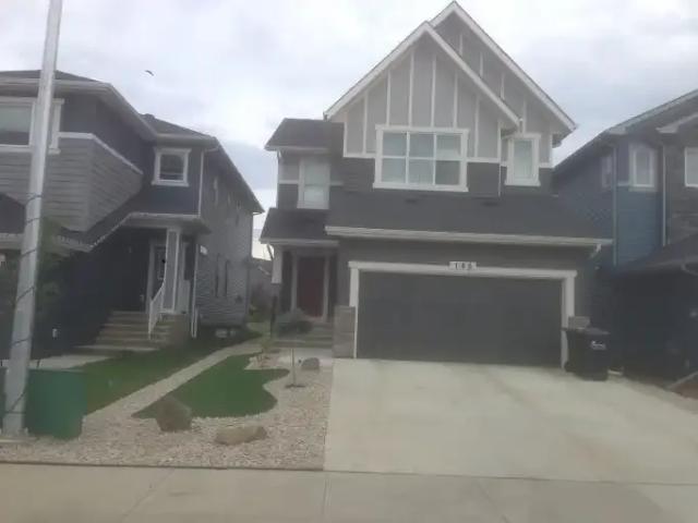 3 Bedroom House Sherwood Park AB 104401674