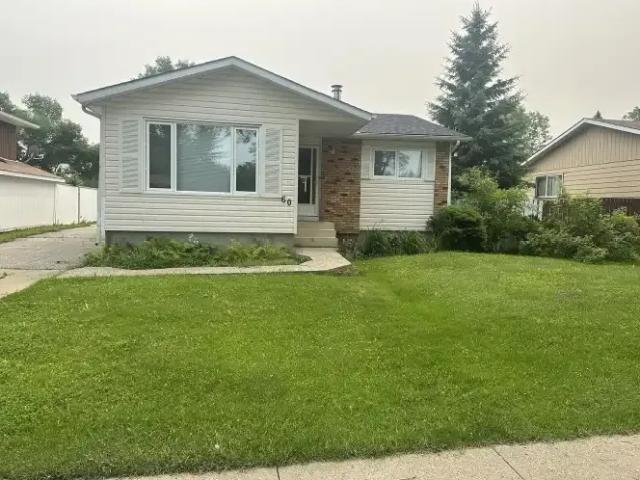 3 Bedroom House St. Albert AB 104506771