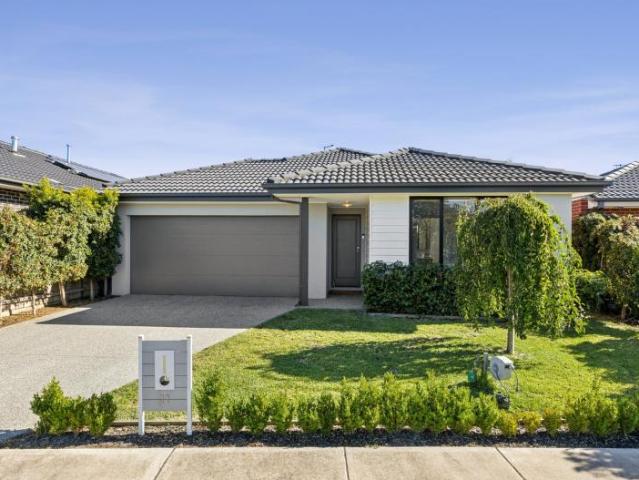 3 Bedroom House Sunbury VIC 104867688