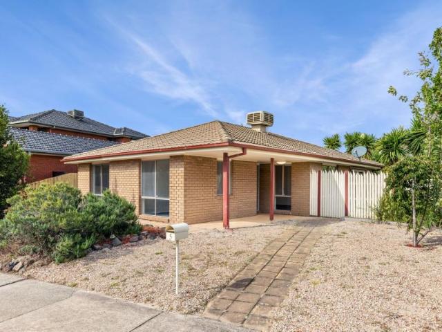 3 Bedroom House Sunbury VIC 102751643