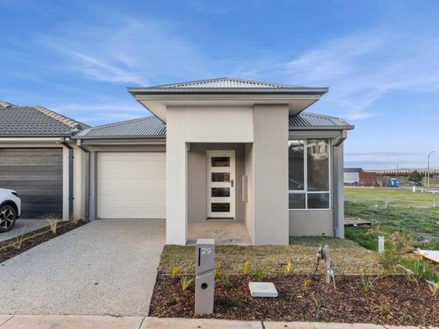 3 Bedroom House Sunbury VIC LS104918049
