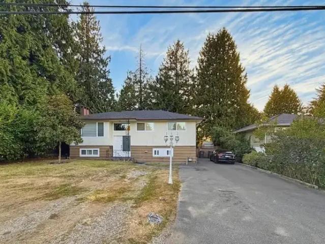 3 Bedroom House Surrey BC 105118970