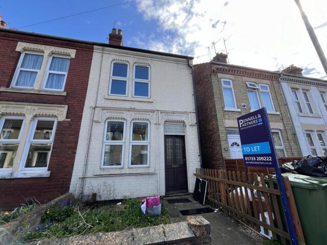 3 Bedroom House Peterborough Cambridgeshire 103485995