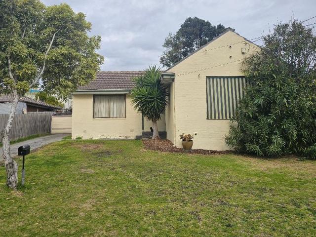 3 bedroom house perfect for reno or developments