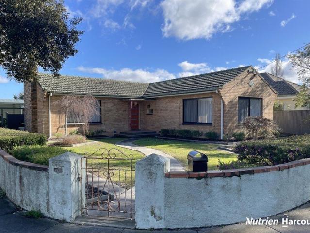 3 Bedroom House plus home office/study