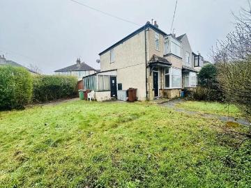 3 Bedroom House Pudsey Leeds LS99475977