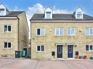 3 Bedroom House Pudsey West Yorkshire 100733669