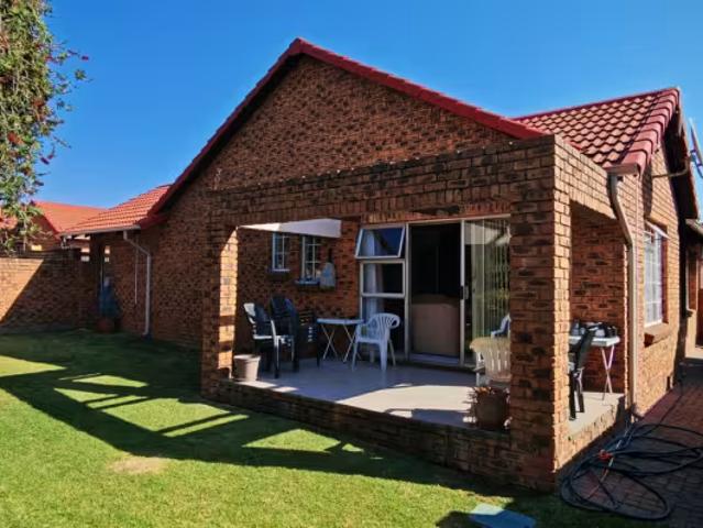 3 Bedroom House Randhart Randhart 105844977