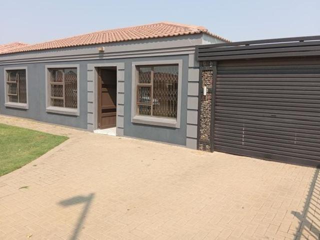 3 Bedroom house rented in Pinehaven, Bloemfontein