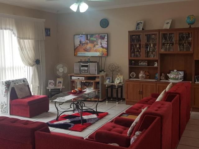 3 Bedroom House Rented in Table View