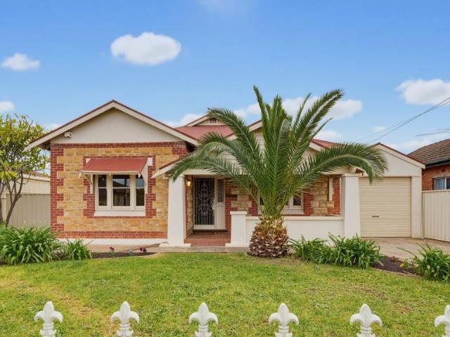 3 Bedroom House Woodville South SA 106076601
