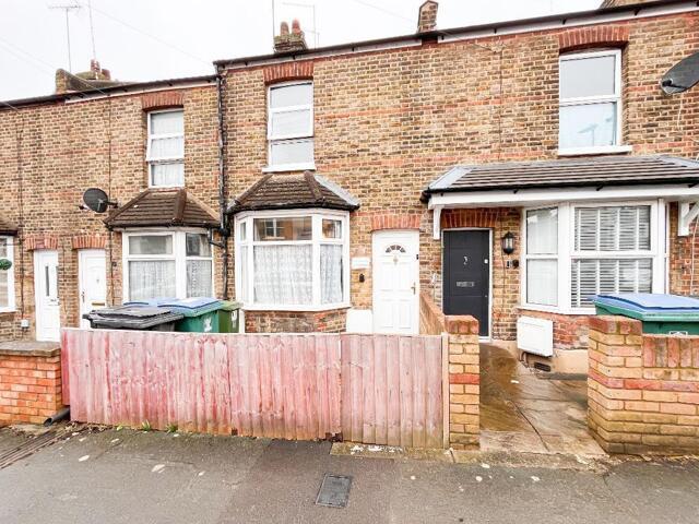 3 Bedroom House Watford Hertfordshire 100854786