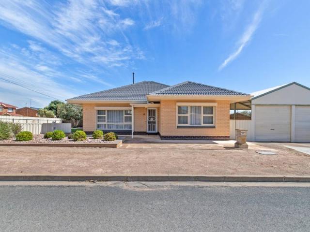 3 Bedroom House Wallaroo SA 105864583