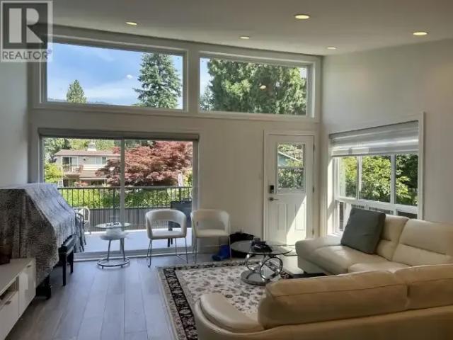 3 Bedroom House West Vancouver BC 105004923