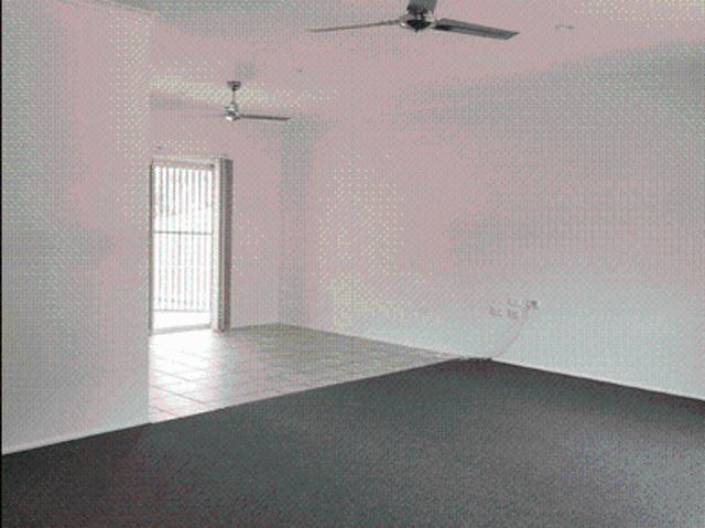 3 Bedroom House with a Pool Mount Sheridan