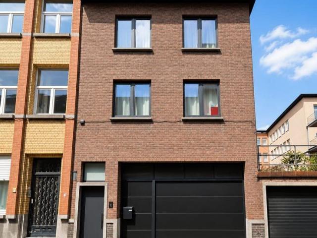 3 Bedroom House with Garage and Terrace in Mechelen