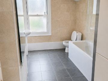 3 Bedroom House with Garden – Ladywell / Catford S