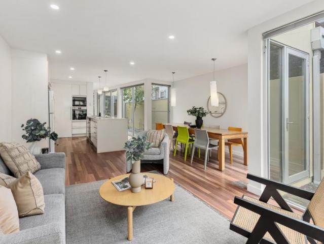 3 Bedroom House Windsor VIC 101611853