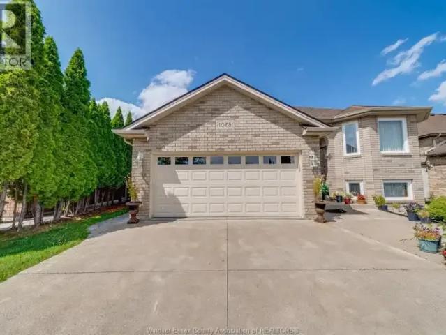 3 Bedroom House Windsor ON 103380114