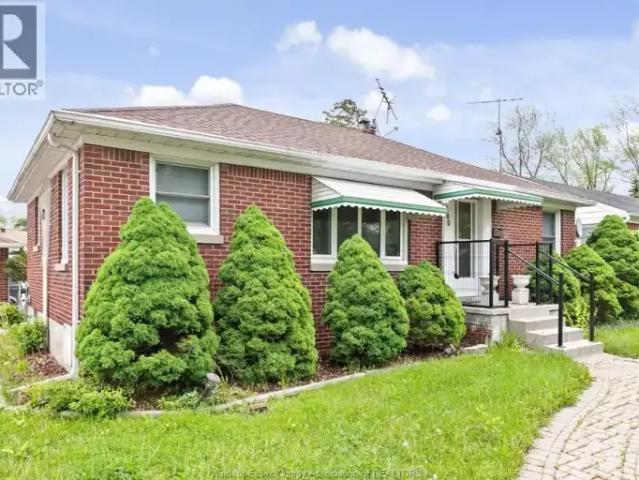 3 Bedroom House Windsor ON 104972905