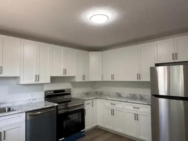 3 Bedroom House Winnipeg MB LS102845414