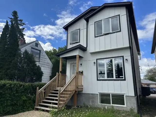 3 Bedroom House Winnipeg MB LS103322647