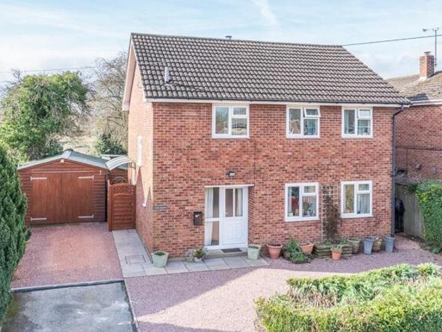 3 Bedroom House Wye Kent 100855188