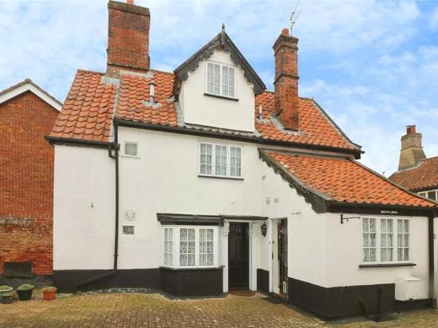 3 Bedroom House Wymondham Norfolk 101931792