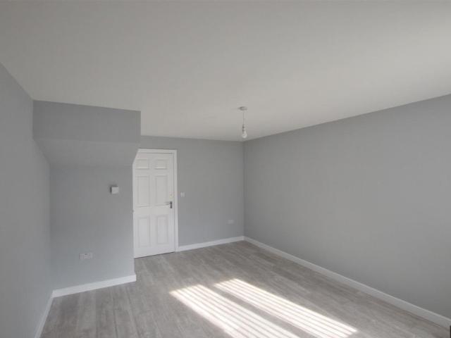 3 bedroom house townhouse to rent