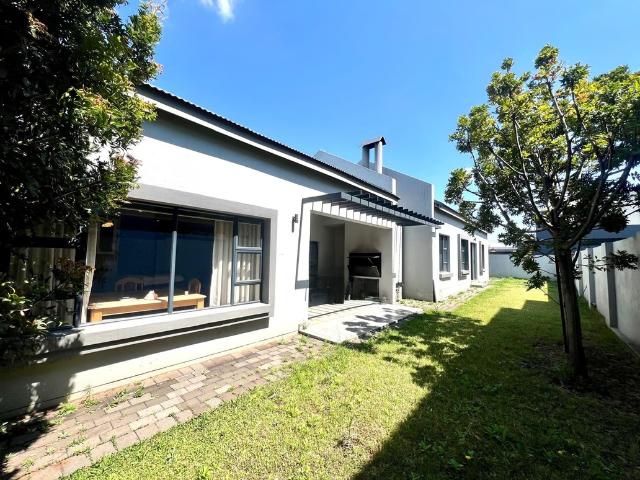 3 Bedroom House To Let in Midstream Meadows