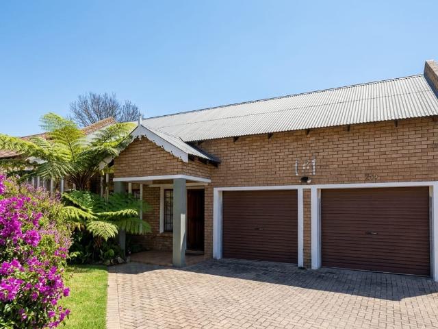 3 Bedroom House To Let in Model Park