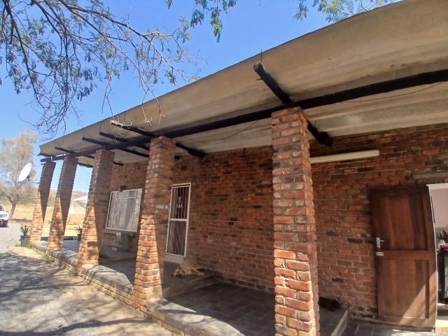 3 Bedroom House To Let in Mooinooi