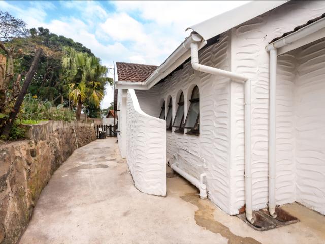3 Bedroom House To Let in Moseley Park