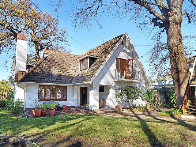 3 Bedroom House To Let in Newlands