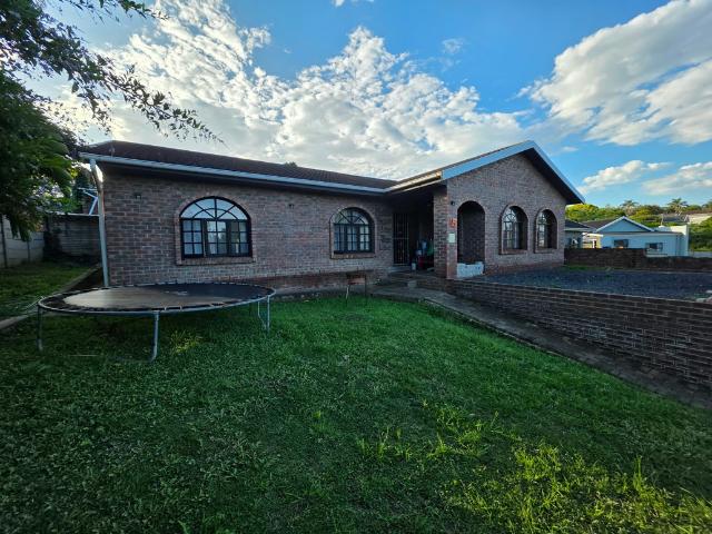 3 Bedroom House To Let in Amalinda