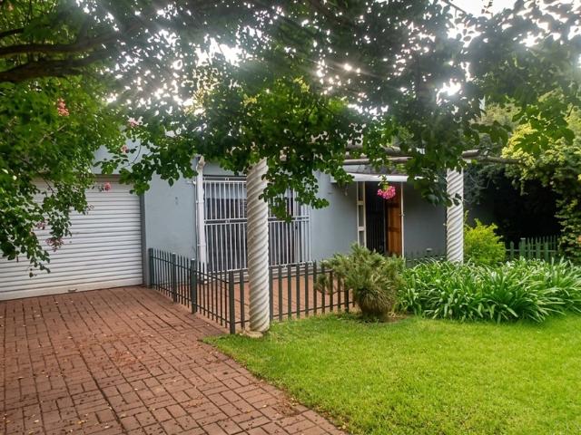 3 Bedroom House To Let in Arcon Park