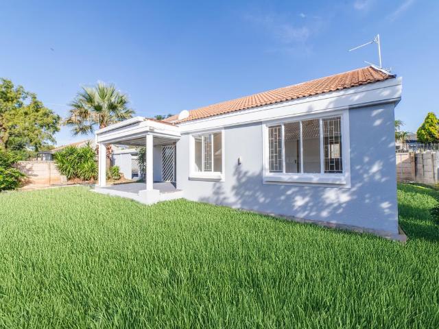 3 Bedroom House To Let in Barbeque Downs