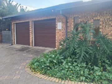 3 Bedroom House To Let in Ben Fleur