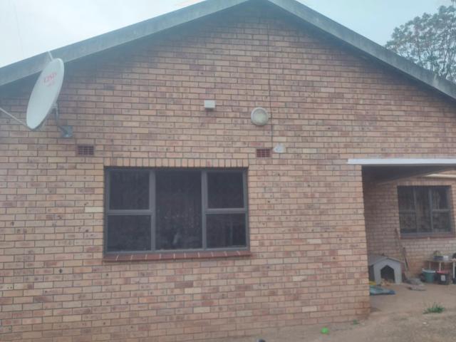 3 Bedroom House To Let in Bombay Heights