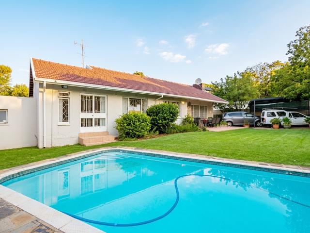 4 Bedroom House To Let in Bordeaux