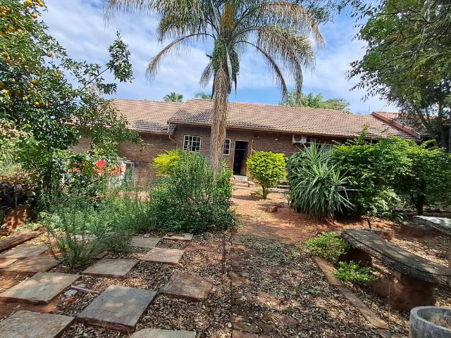 3 Bedroom House To Let in Cashan