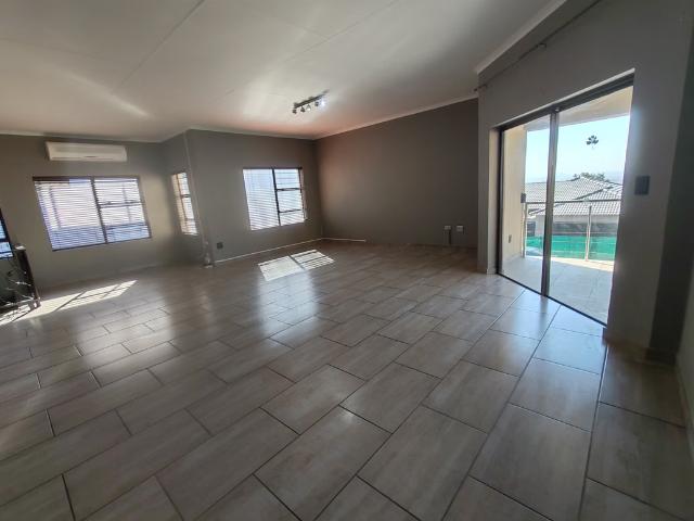 3 Bedroom House To Let in Cashan