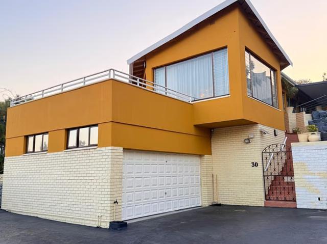 3 Bedroom House To Let in Carrington Heights