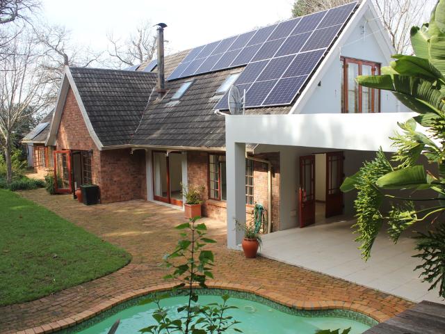 3 Bedroom House To Let in Constantia