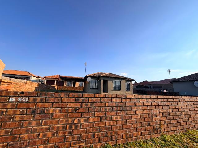 3 Bedroom House To Let in Duvha Park