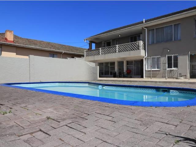3 Bedroom House To Let in Greenfields
