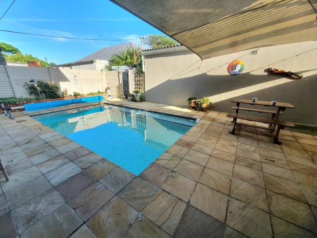 3 Bedroom House To Let in Greenfields