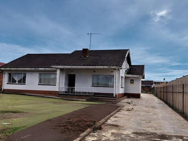 3 Bedroom House To Let in Howick West