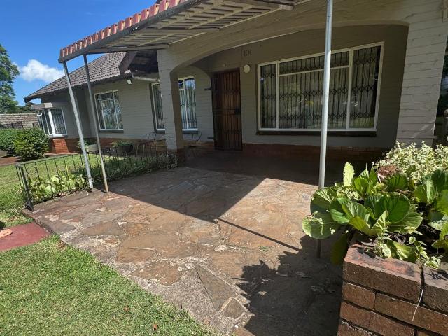 3 Bedroom House To Let in Howick Central